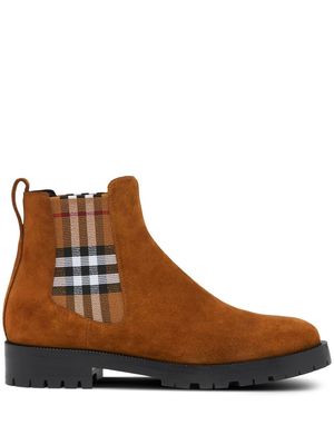 Burberry suede chelsea boots - Brown