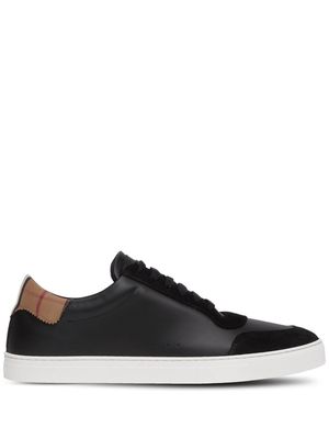 Burberry Vintage Check panelled leather sneakers - Black