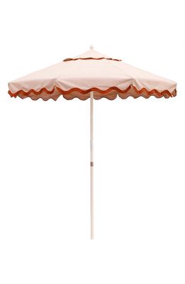 BUSINESS AND PLEASURE CO Market Beach Umbrella in Riviera Pink