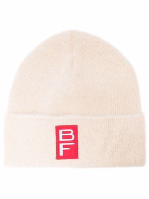BY FAR logo-patch brushed-effect beanie - Neutrals