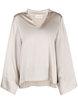 By Malene Birger spread-collar blouse - Neutrals