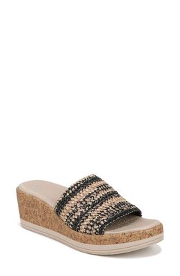 BZees Runaway Wedge Slide Sandal in Black 