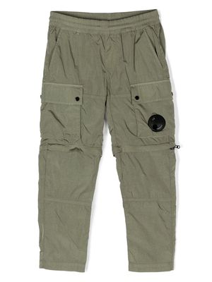 C.P. Company Kids Lens-detail cargo trousers - Green