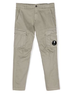C.P. Company Kids U16 slim-cut cargo trousers - Green