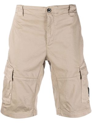 C.P. Company Lens-detail cotton cargo shorts - Neutrals