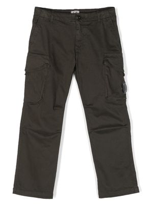 C.P. Company Lens-detail stretch-cotton cargo trousers - Green