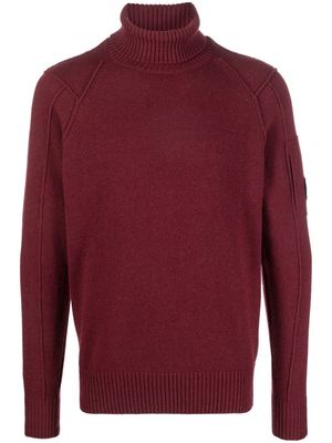 C.P. Company logo-patch roll neck sweater - Red