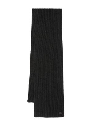 C.P. Company logo-tag ribbed scarf - Black