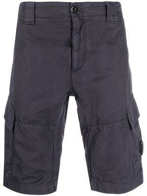 C.P. Company multi-pocket knee-length cargo shorts - Blue