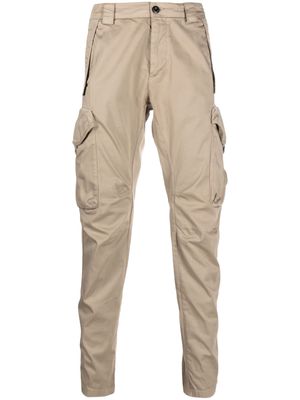 C.P. Company tapered cargo pocket trousers - Brown