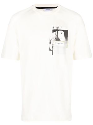 Calvin Klein graphic-print cotton T-shirt - Neutrals