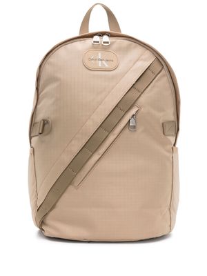 Calvin Klein Jeans logo-patch ripstop backpack - Neutrals