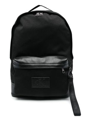 Calvin Klein Jeans logo-patch zip-up backpack - Black