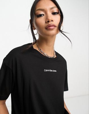 Calvin Klein Jeans logo short sleeve boyfriend T-shirt in black