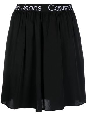 Calvin Klein Jeans logo-waist mini skirt - Black