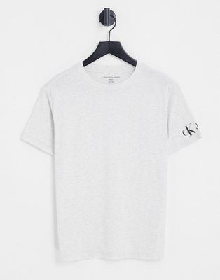 Calvin Klein Jeans minimal logo T-shirt in gray