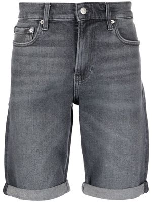 Calvin Klein Jeans slim-cut denim shorts - Grey