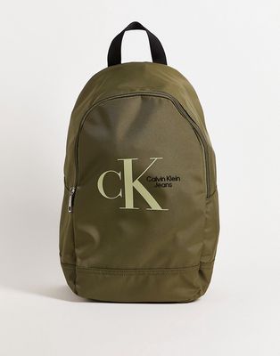 Calvin Klein Jeans sport essentials backpack in khaki-Green