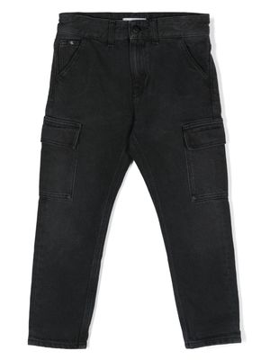 Calvin Klein Kids cargo-pockets high-rise jeans - Black