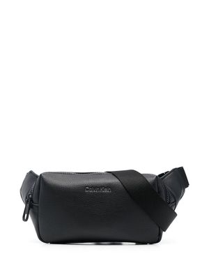 Calvin Klein logo-debossed belt bag - Black