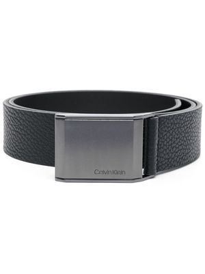 Calvin Klein logo-engraved leather belt - Black