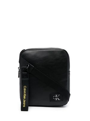 Calvin Klein logo messenger bag - Black
