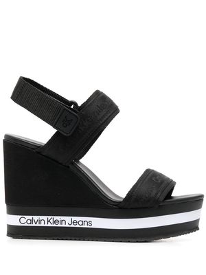 Calvin Klein logo-motif wedge-heel sandals - Black
