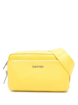 Calvin Klein logo plaque camera bag - Yellow