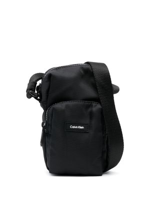 Calvin Klein Must T Reporter messenger bag - Black