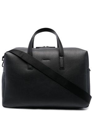 Calvin Klein Must Weekender holdall bag - Black