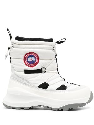 Canada Goose logo-patch snow boots - White