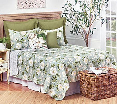 C&F Home Magnolia Garden King Quilt Set