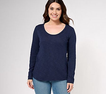 Canyon Retreat Scoop Neck Long Sleeve Top with CenterBack Seam