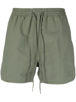 Carhartt WIP logo-patch drawstring-waist shorts - Green
