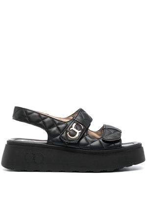 Casadei quilted flat sandals - Black