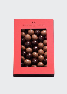 Case Avelinas 40-Piece Chocolate-Covered Hazelnuts