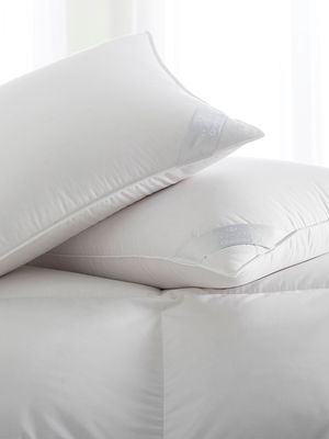 Chamonix Medium Down Pillow - White - Size King - White - Size King