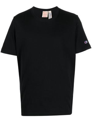 Champion logo-patch short-sleeve cotton T-shirt - Black