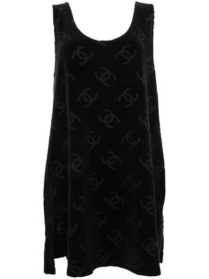 Chanel Pre-Owned 1996-1997 CC logo-print sleeveless dress - Black