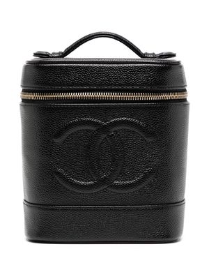 Chanel Pre-Owned 2002 CC logo-embossed vanity bag - Black