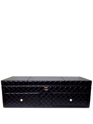 CHANEL Pre-Owned 2010 diamond-quilted jewellery box - Black