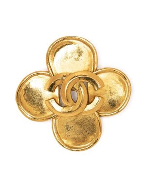 Chanel Pre-Owned clover CC brooch - Gold