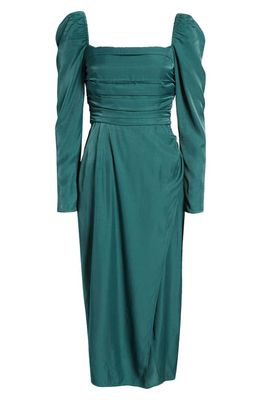 Charles Henry Ruched Long Sleeve Midi Dress in Green