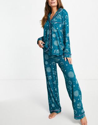 Chelsea Peers horoscope long button up pajama set in green