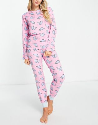 Chelsea Peers long sleeve and cuff pants pajama set in light pink and blue seal print