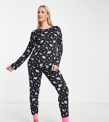 Chelsea Peers Maternity long sleeve and cuff pants pajama set in navy and pink shooting star print