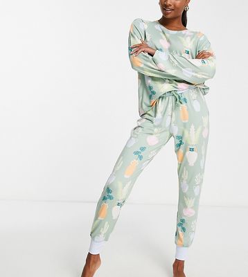 Chelsea Peers Petite long sleeve top and sweatpants pajama set in sage plant print-Green