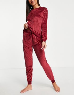 Chelsea Peers poly super soft fleece lounge sweatshirt and jogger set in wine-Red