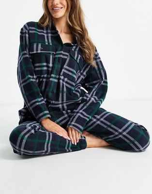 Chelsea Peers polyester plaid shacket and jogger set in black/green-Multi