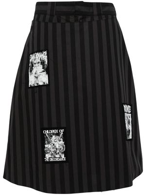 Children Of The Discordance logo-appliqué striped skorts - Grey